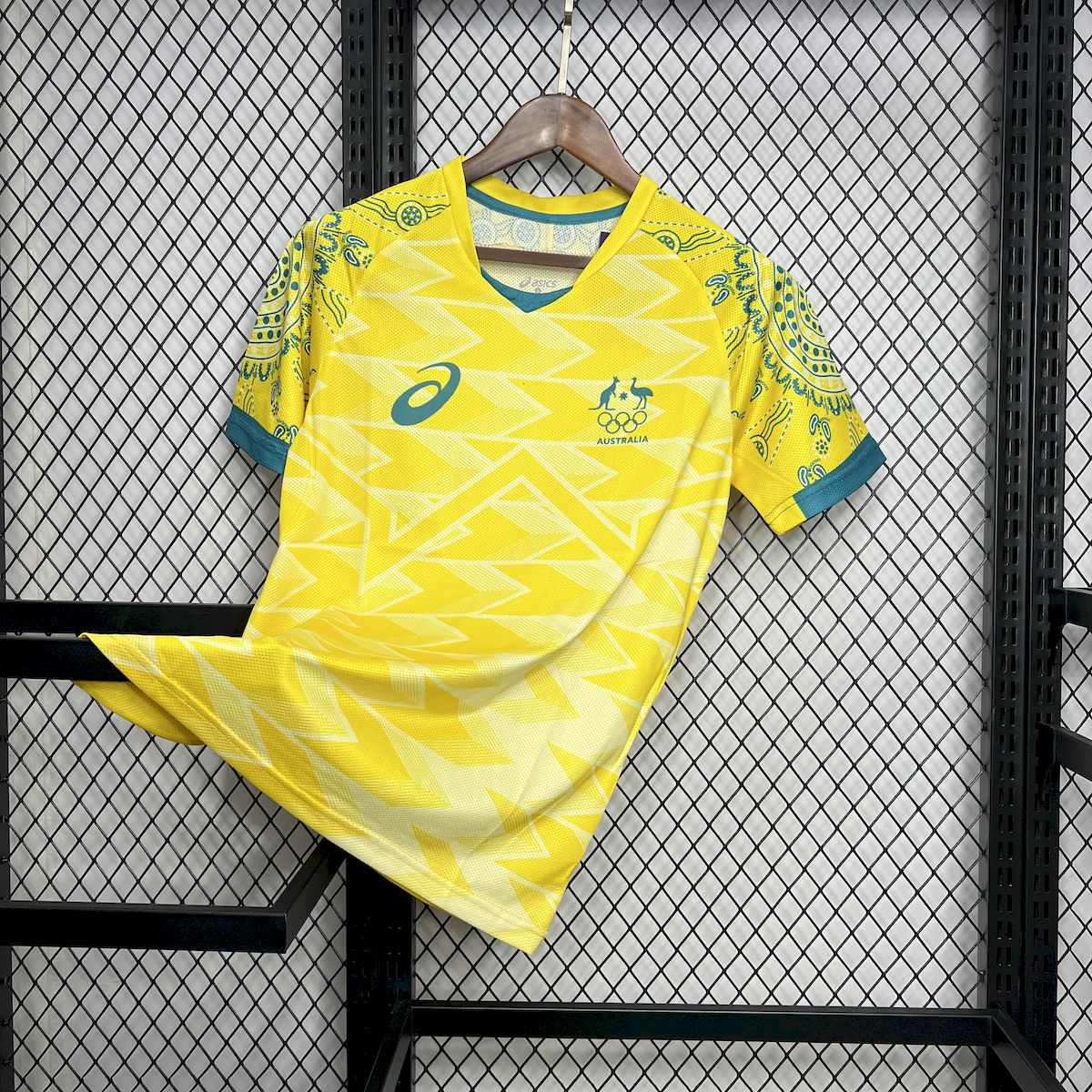 AUSTRALIEN 24-25 HEMMATRÖJAN