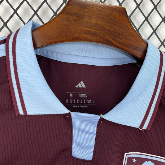 ASTON VILLA 26-27 HEMMATRÖJA