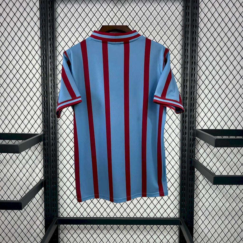 ASTON VILLA RETRO 56-57 HEMMATRÖJA