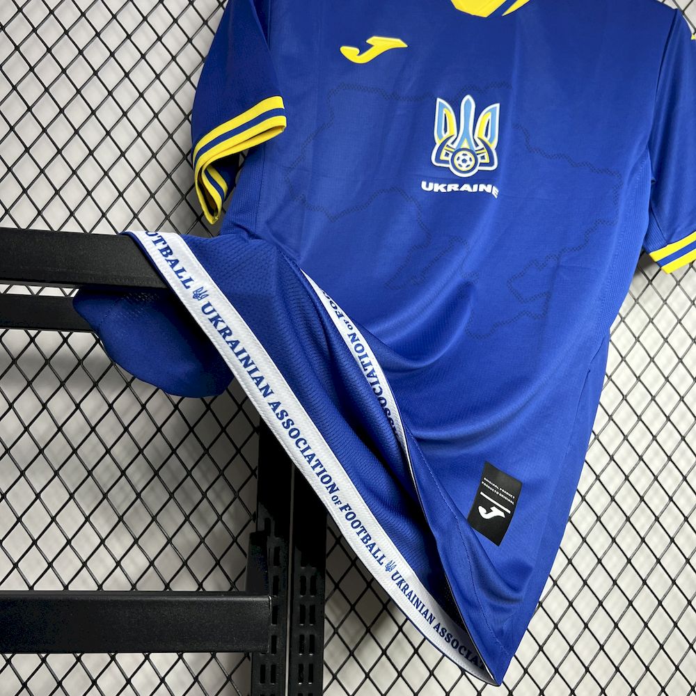 UKRAINA 24-25 BORTATRÖJA