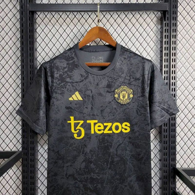 MANCHESTER UNITED - SPECIAL EDITION