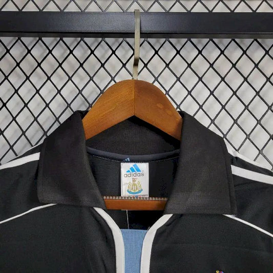 NEWCASTLE RETRO 01-02 BORTATRÖJA
