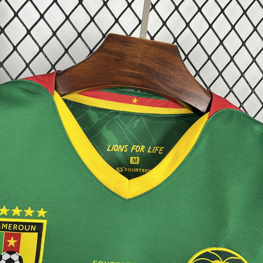 KAMERUN 25-26 HEMMATRÖJA