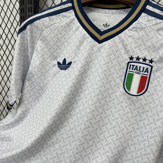 ITALIEN 2026 BORTATRÖJA