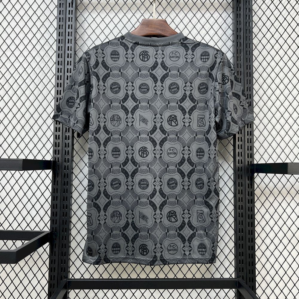 BAYERN MUNCHEN - SPECIAL EDITION