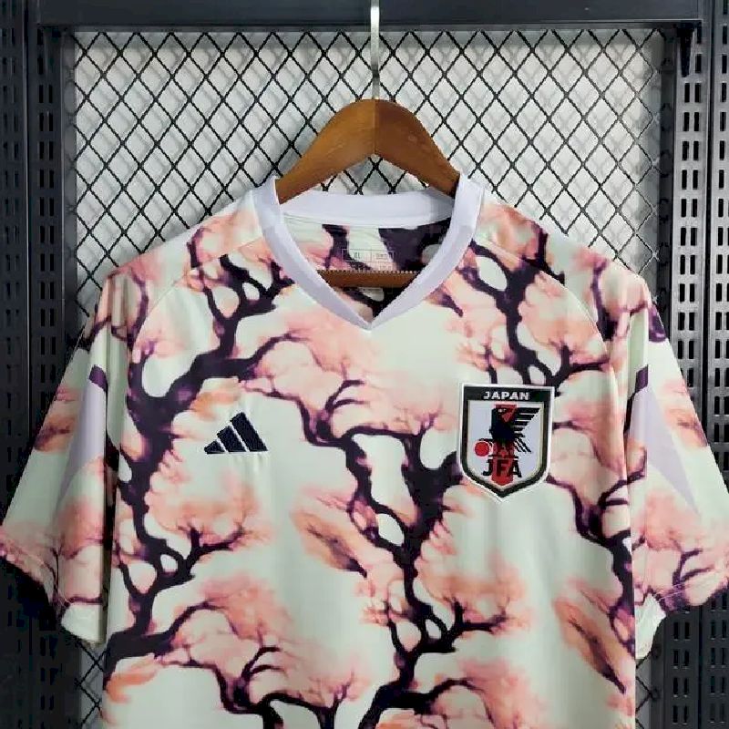 JAPAN - SPECIAL EDITION