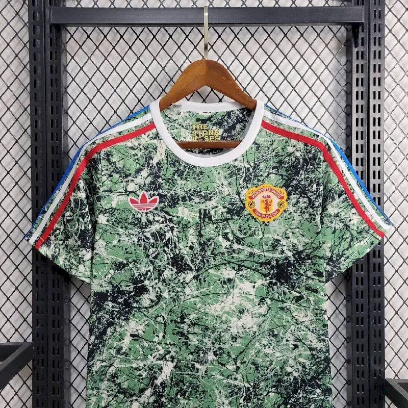 MANCHESTER UNITED - SPECIAL EDITION