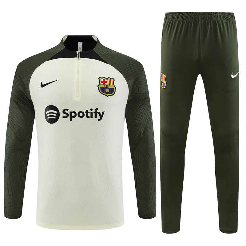 BARCELOAN - TRACKSUIT
