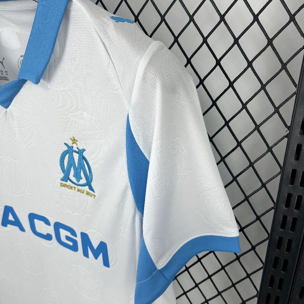 MARSEILLE 25-26 HEMMATRÖJA