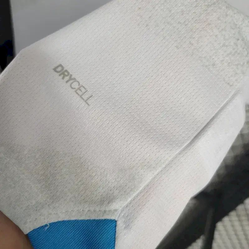 MARSEILLE 23-24 HEMMATRÖJA