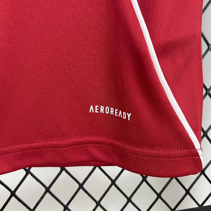 ARSENAL 25-26 HEMMATRÖJA