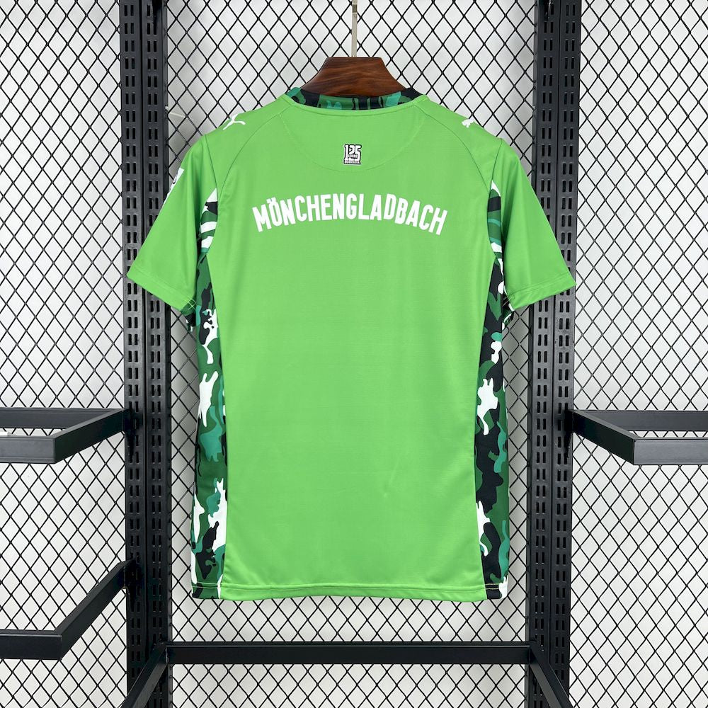 MÖNCHENGLADBACH 25-26 BORTATRÖJA