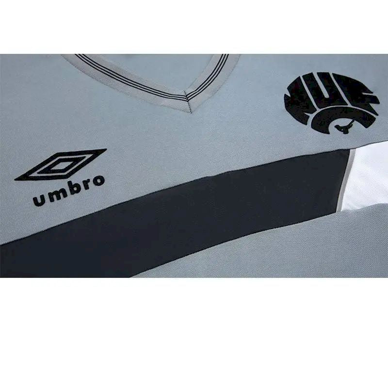 NEWCASTLE RETRO 86-87 BORTATRÖJA