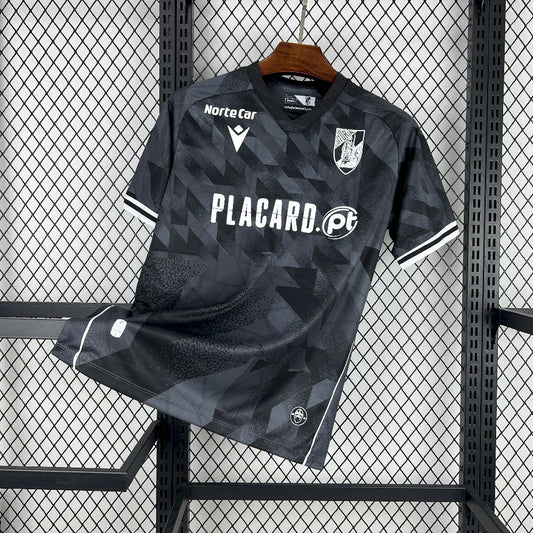 VITORIA DE GUIMARAES 25-26 BORTATRÖJA