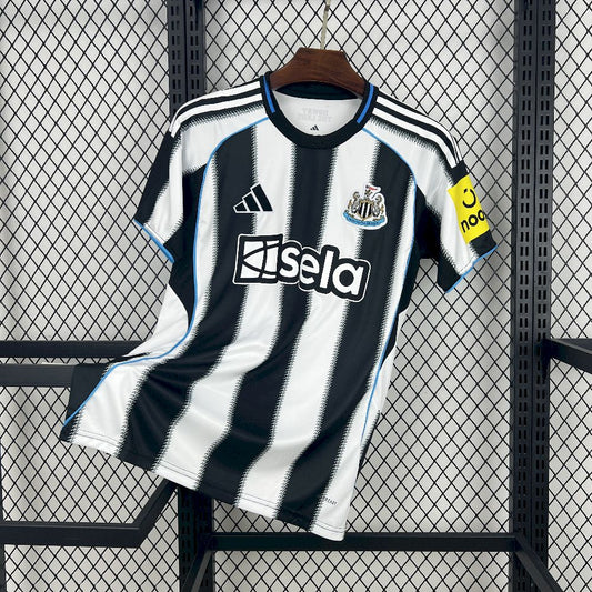 NEWCASTLE 25-26 HEMMATRÖJA