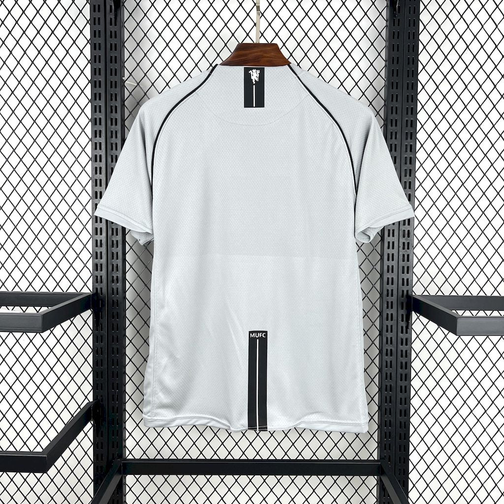 MANCHESTER UNITED RETRO MÅLVAKTSTRÖJA