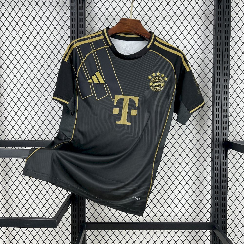 BAYERN MUNCHEN - SPECIAL EDITION
