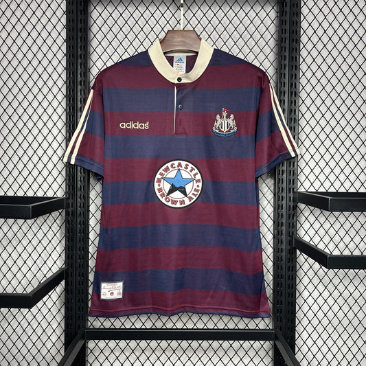 NEWCASTLE RETRO 95-96 BORTATRÖJA