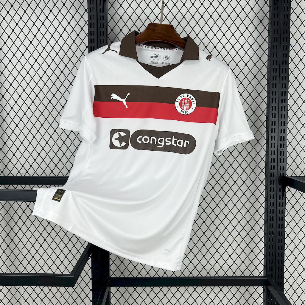 ST. PAULI 25-26 BORTATRÖJA