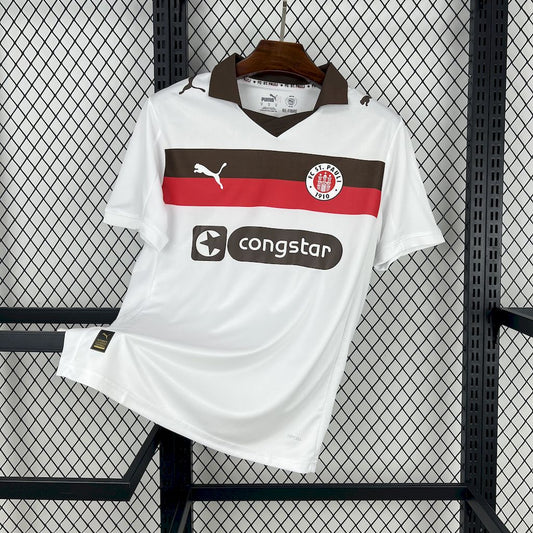 ST. PAULI 25-26 BORTATRÖJA