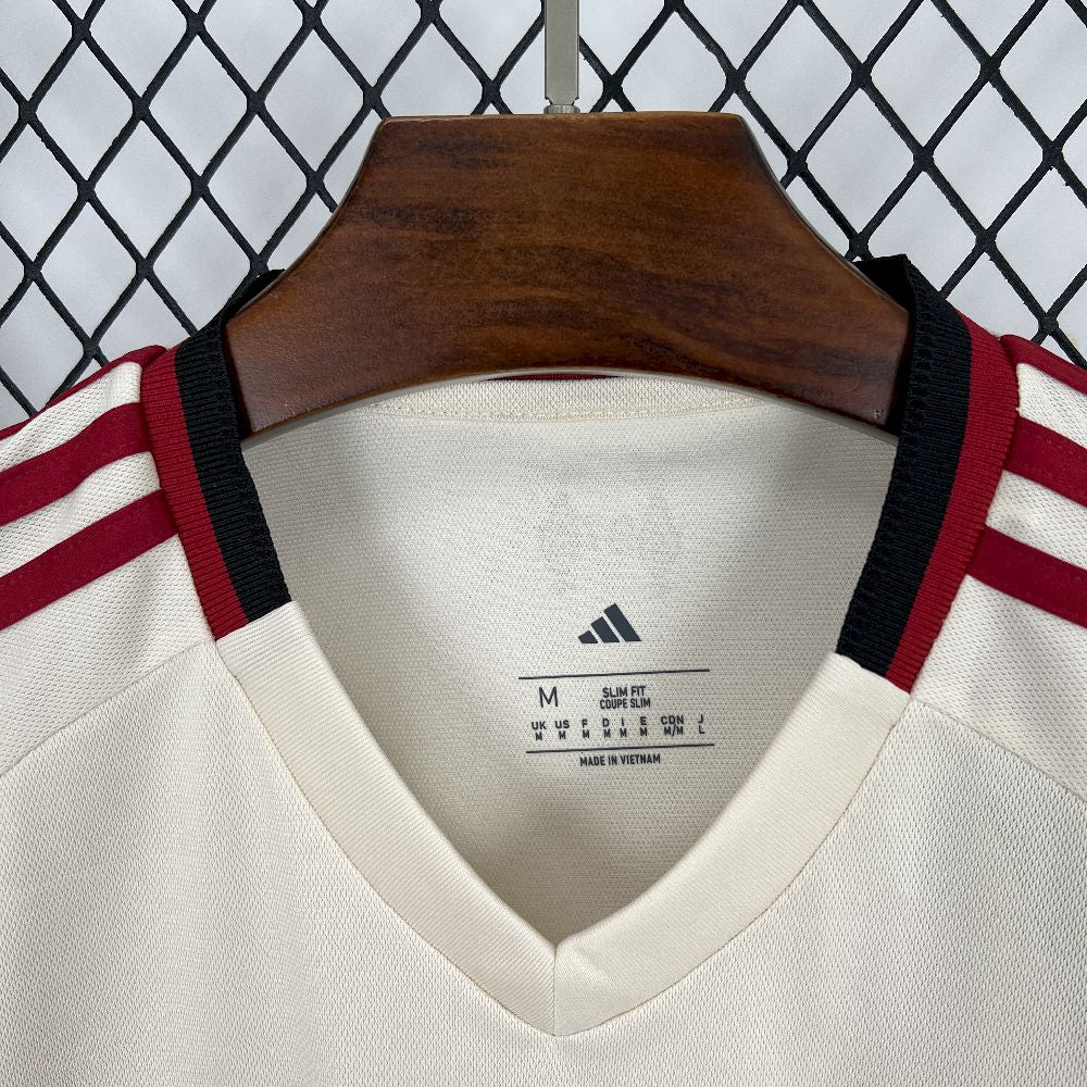 LIVERPOOL 25-26 AWAY SHIRT