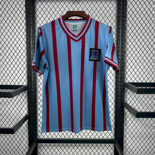 ASTON VILLA RETRO 56-57 HEMMATRÖJA