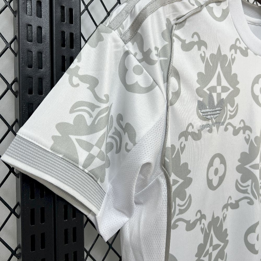 REAL MADRID X LV - SPECIAL EDITION