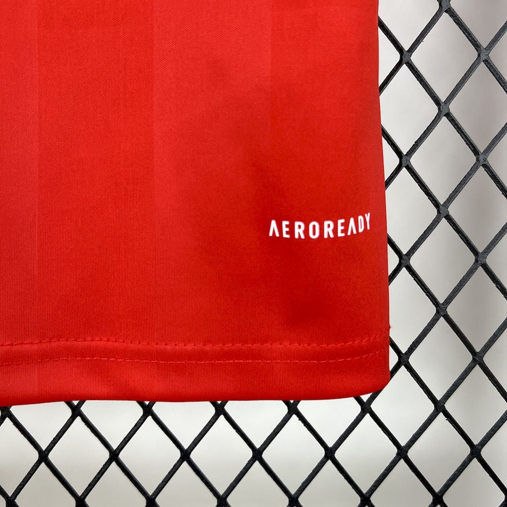 BAYERN MUNCHEN 25-26 MÅLVAKTSTRÖJA