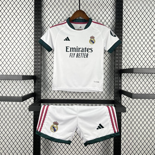 REAL MADRID BARN 26-27 HEMMATRÖJA
