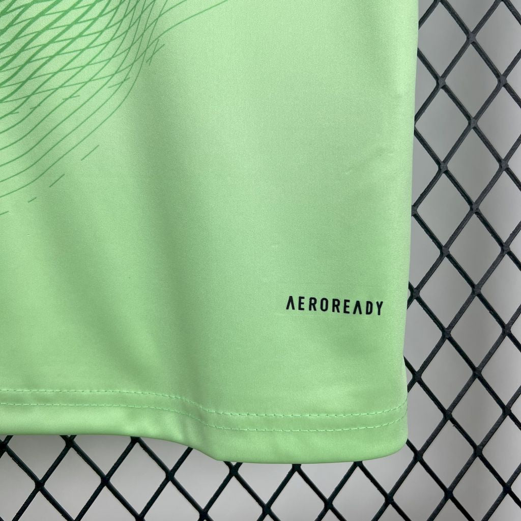 BAYERN MUNCHEN 25-26 MÅLVAKTSTRÖJA