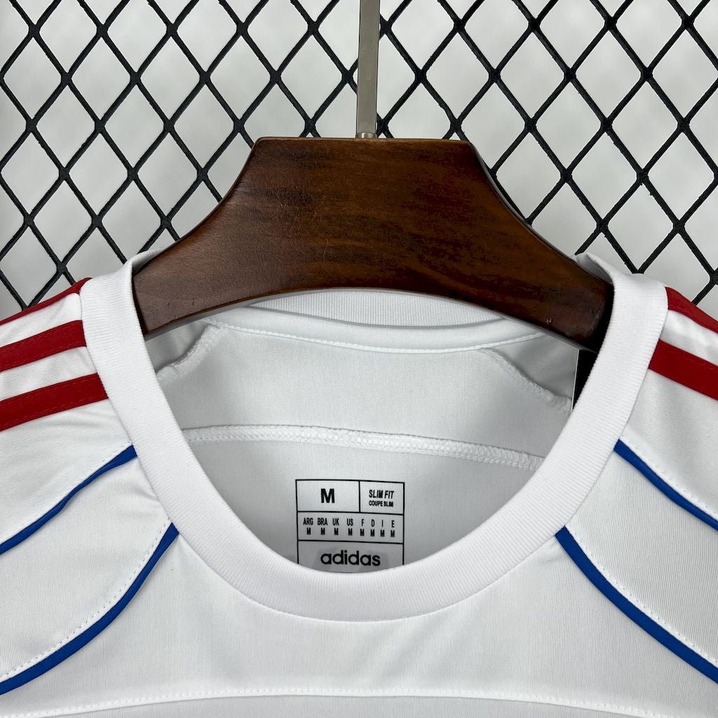 BAYERN MUNCHEN - SPECIAL EDITION