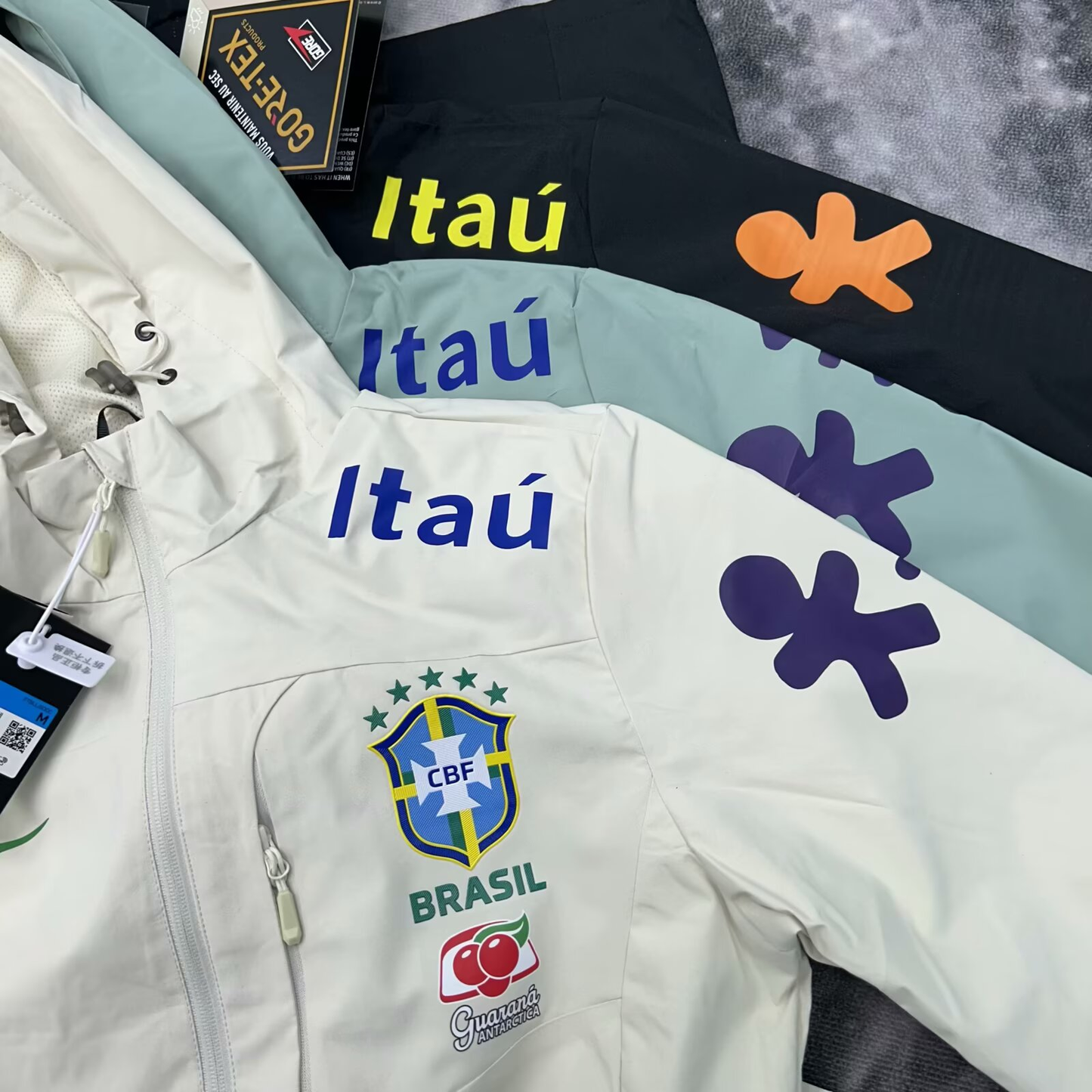 BRASILIEN - VINDJACKA