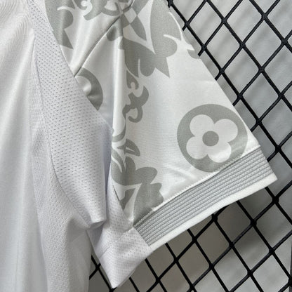 REAL MADRID X LV - SPECIAL EDITION