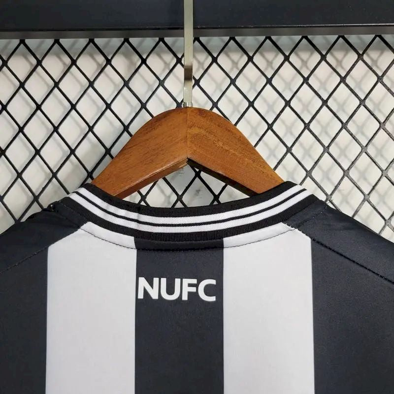 NEWCASTLE 23-24 HEMMATRÖJA