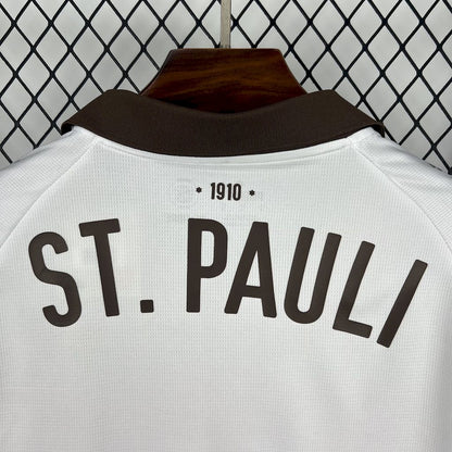 ST. PAULI 25-26 BORTATRÖJA