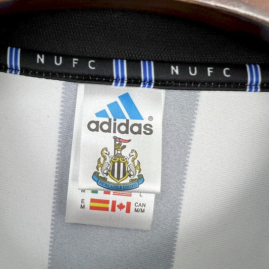 NEWCASTLE RETRO 99-00 HEMMATRÖJA