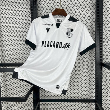 VITORIA DE GUIMARAES 25-26 HEMMATRÖJA
