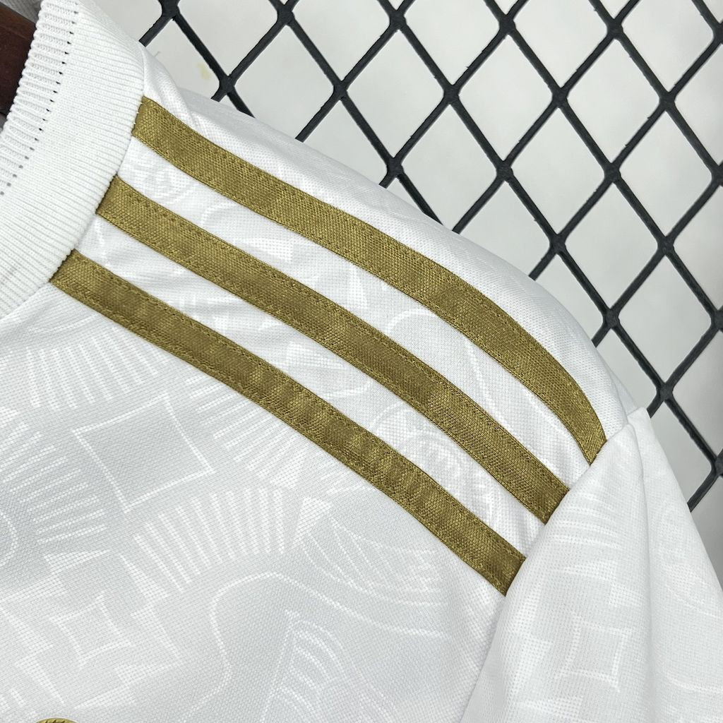 BAYERN MUNCHEN - SPECIAL EDITION