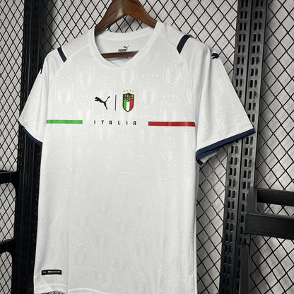 ITALIEN 2021 BORTATRÖJA