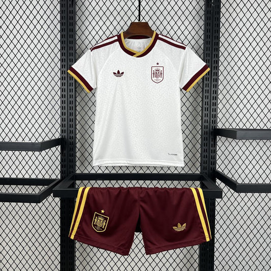 SPANIEN BARN 2026 BORTATRÖJA ( 1 STJÄRNA )