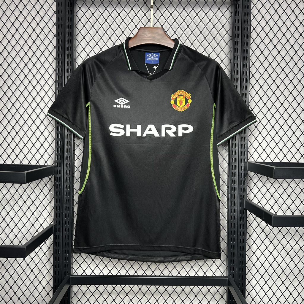 MANCHESTER UNITED RETRO 98-99 TREDJETRÖJA