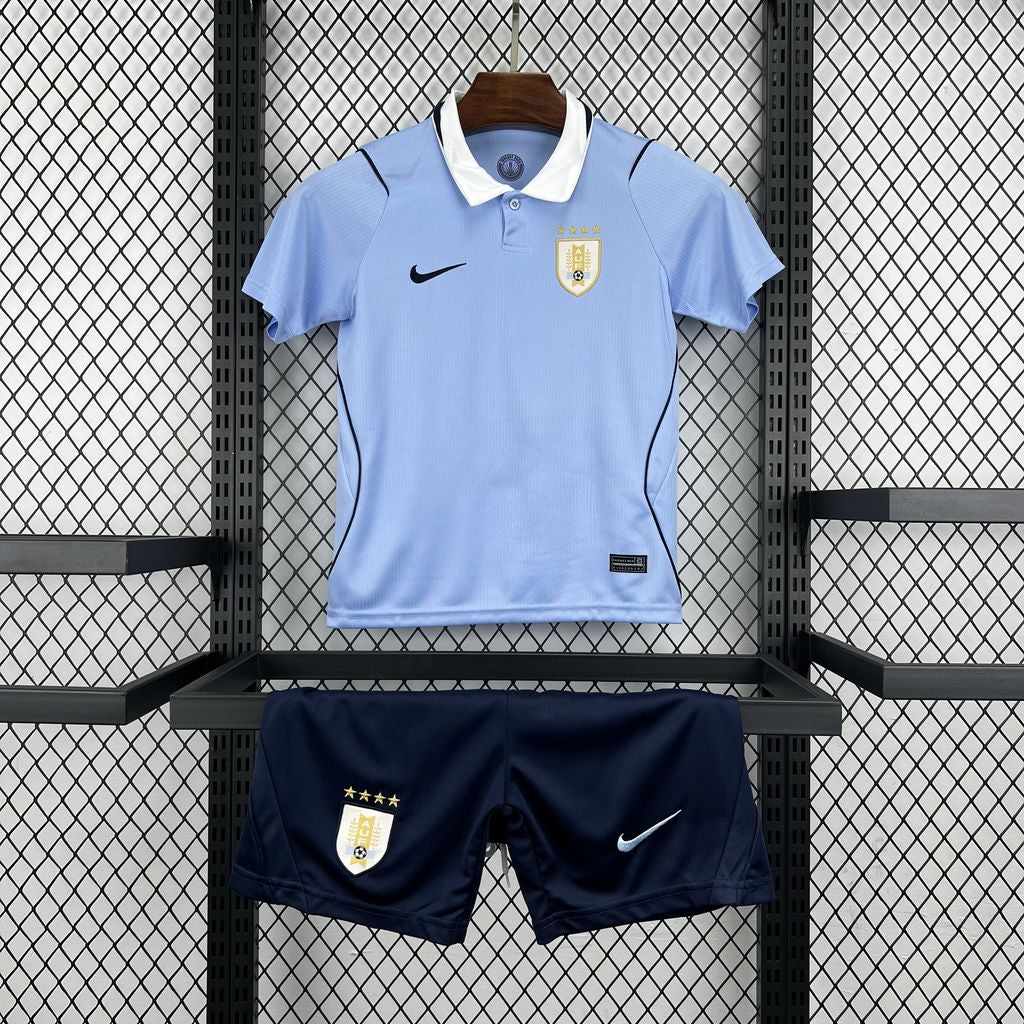 URUGUAY BARN 2026 BORTATRÖJA