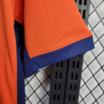 NEDERLÄNDERNA 24-25 HEMMATRÖJA