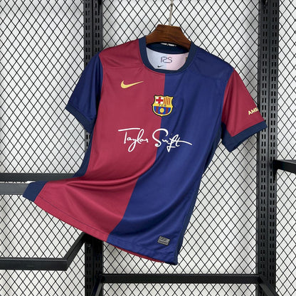 BARCELONA X TAYLOR SWIFT 24-25 HEMMATRÖJA