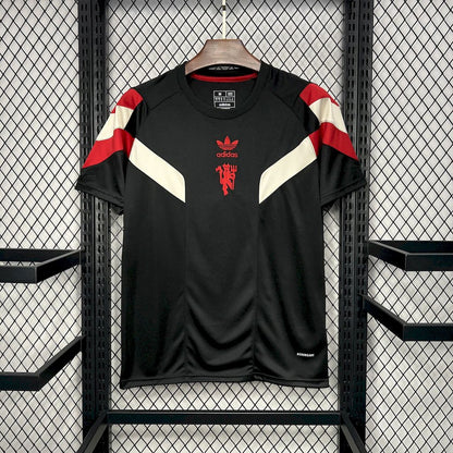 MANCHESTER UNITED - SPECIAL EDITION