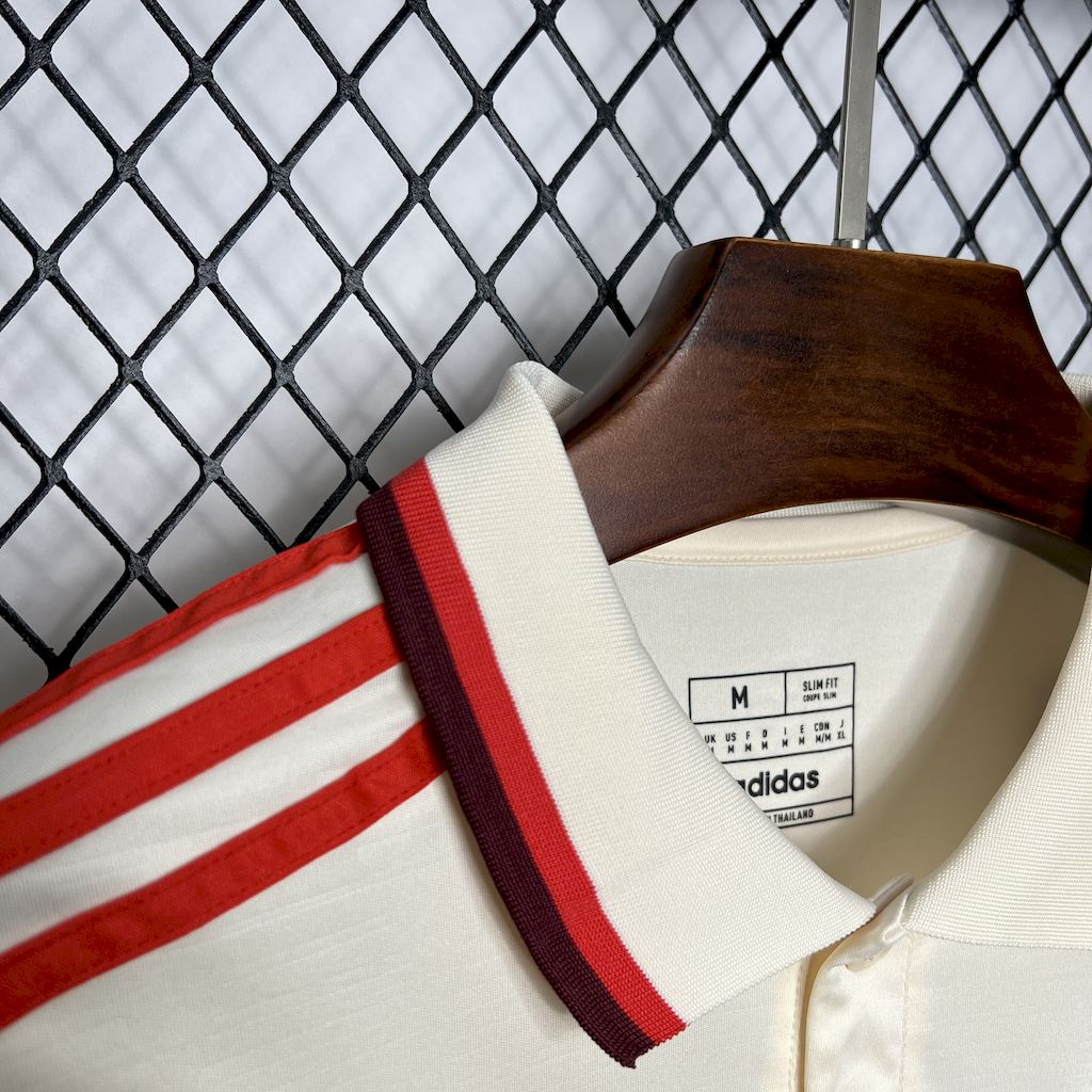 BAYERN MUNCHEN 24-25 TREDJETRÖJA