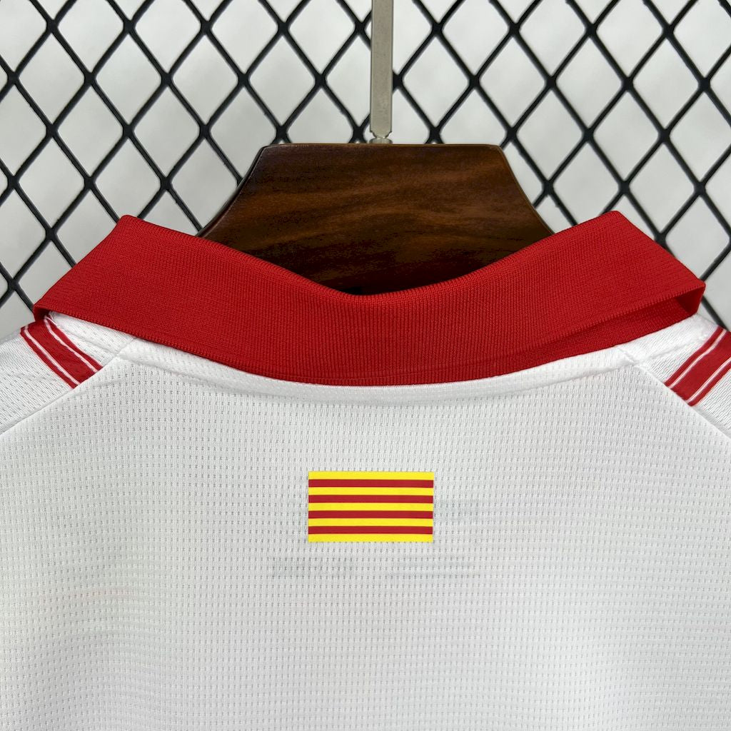 GIRONA 25-26 HEMMATRÖJA