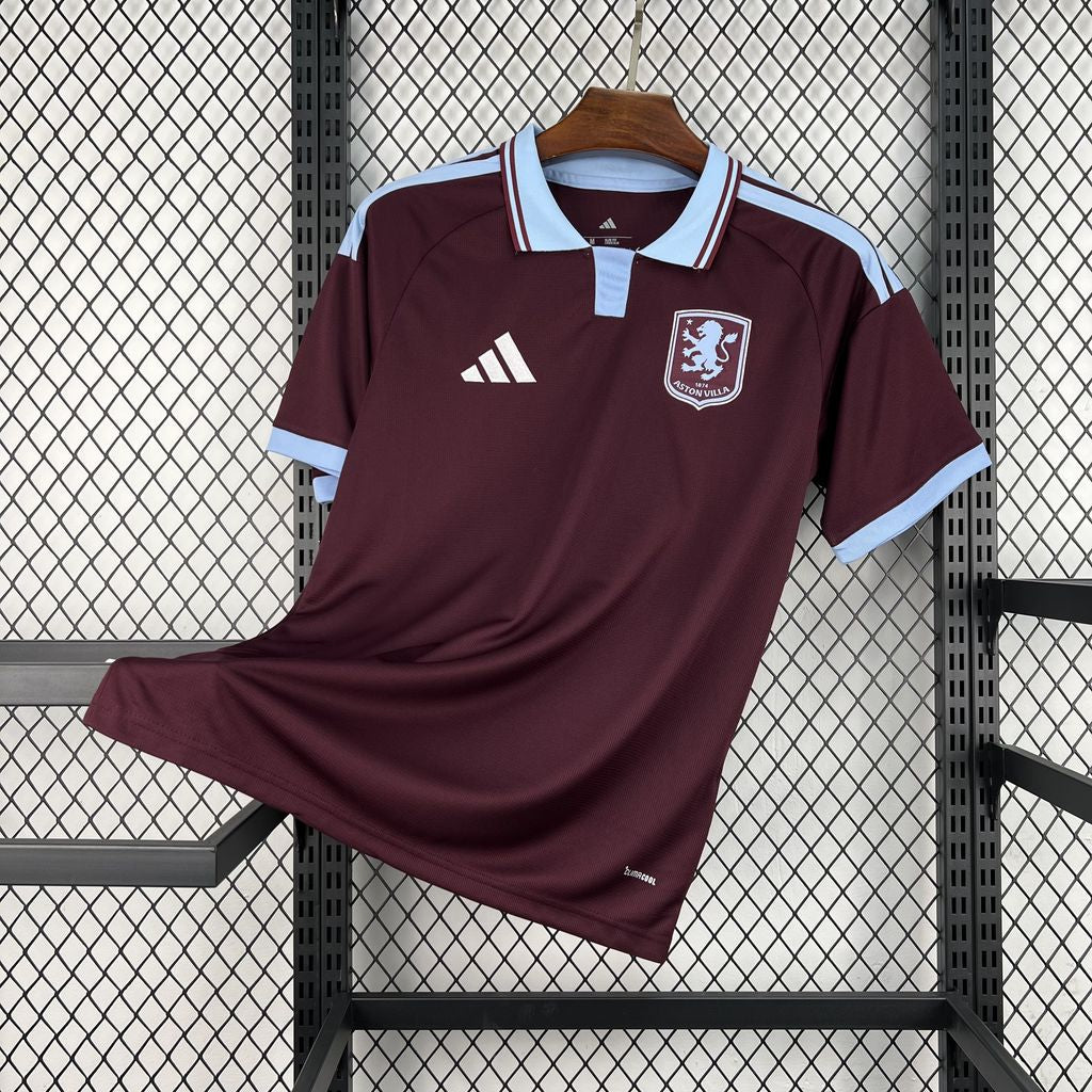 ASTON VILLA 26-27 HEMMATRÖJA