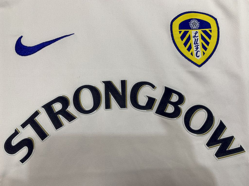 LEEDS RETRO 00-01 HEMMATRÖJA