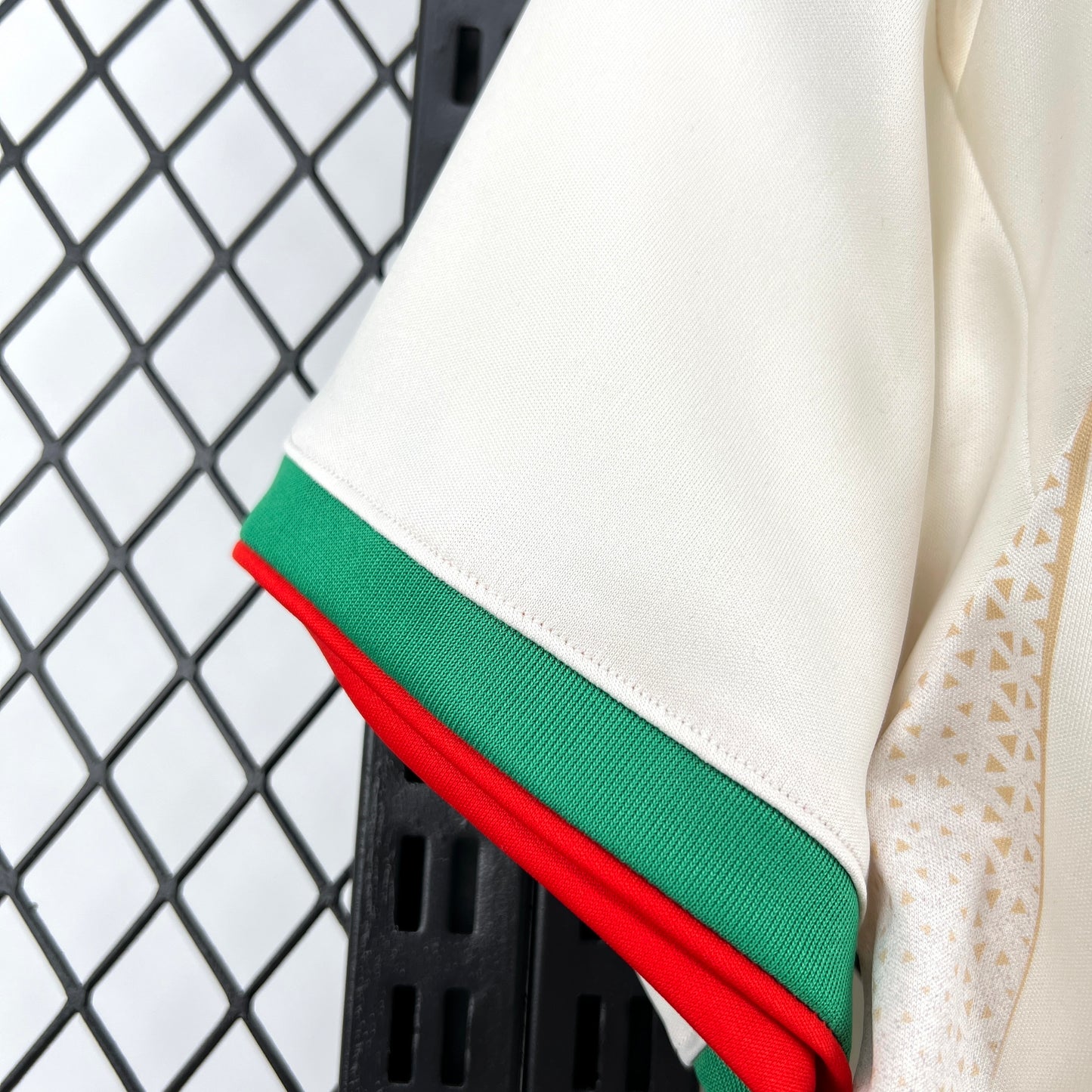 ALGERIET 2026 HEMMATRÖJA